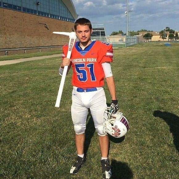 Meet your Posher, Damian - Picture 1 of 1